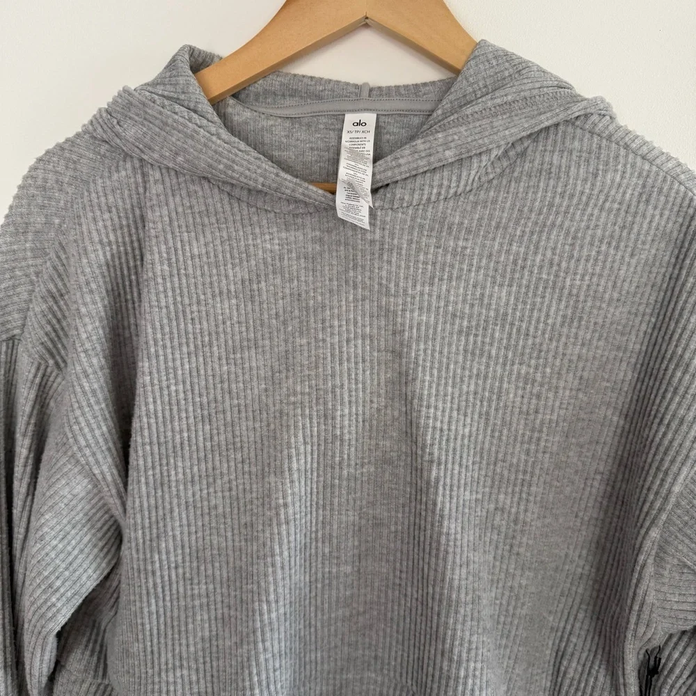 NWT‎ ALO Yoga Muse Hoodie Athletic Heather Grey Ribbed Size XS
